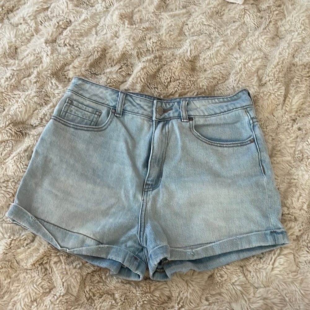 Kendall + Kylie denim high waisted shorts